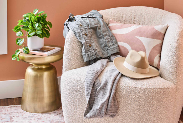 5 decluttering mistakes pro organizers see way too often (and how to ...