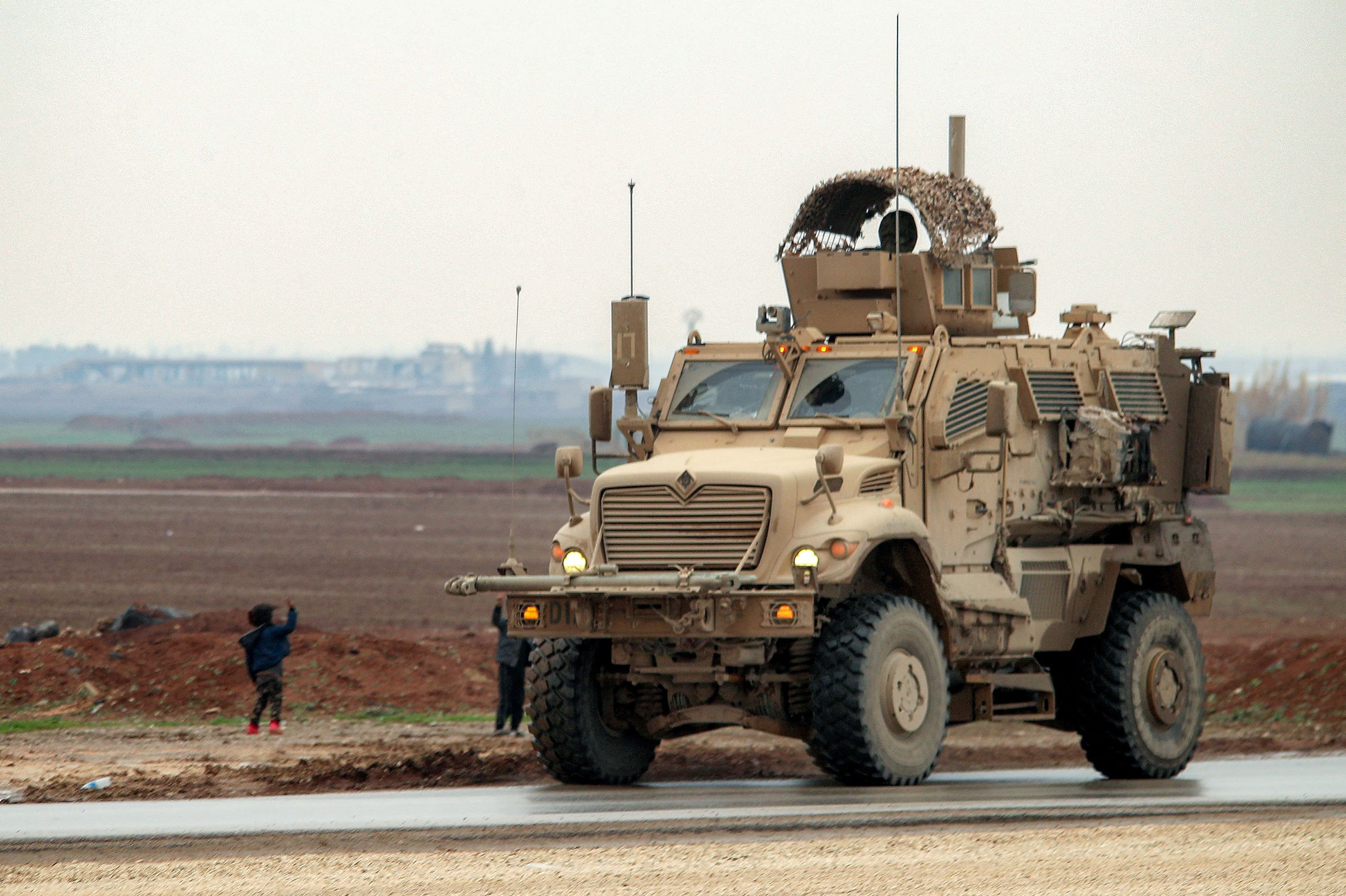 kilder-usa-vil-tr-kke-sit-milit-r-ud-af-syrien