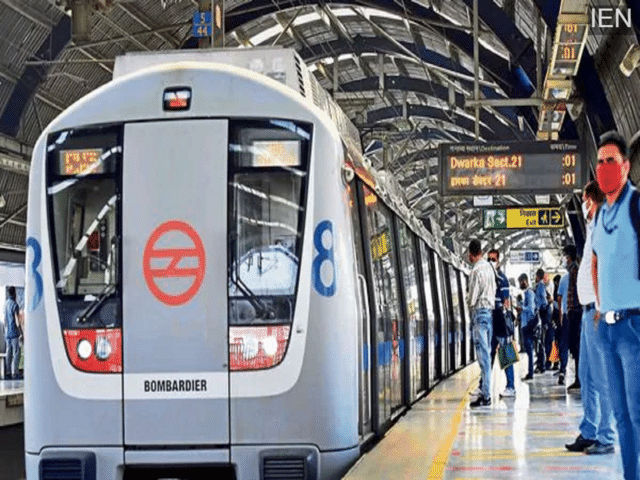 If you travel by metro, read this news immediately: DMRC has closed ...