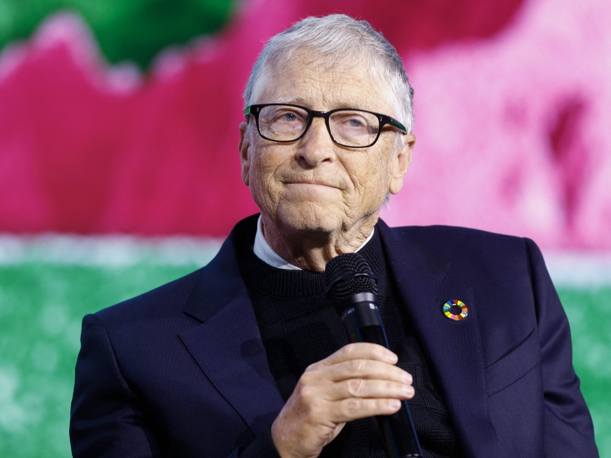Bill Gates pulls out of India’s AI summit at the last minute, in the latest blow to an event dogged by organizational chaos<br><br>