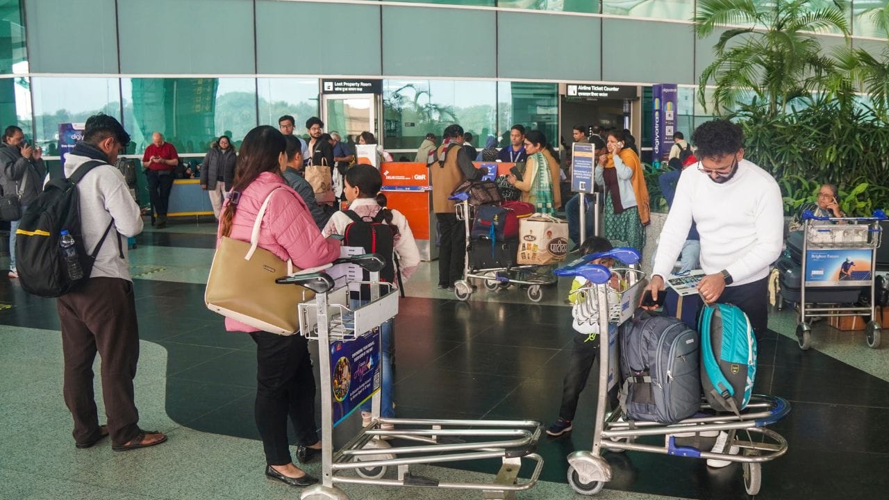 Software glitch causes flight delays in Delhi, Mumbai and Bengaluru ...