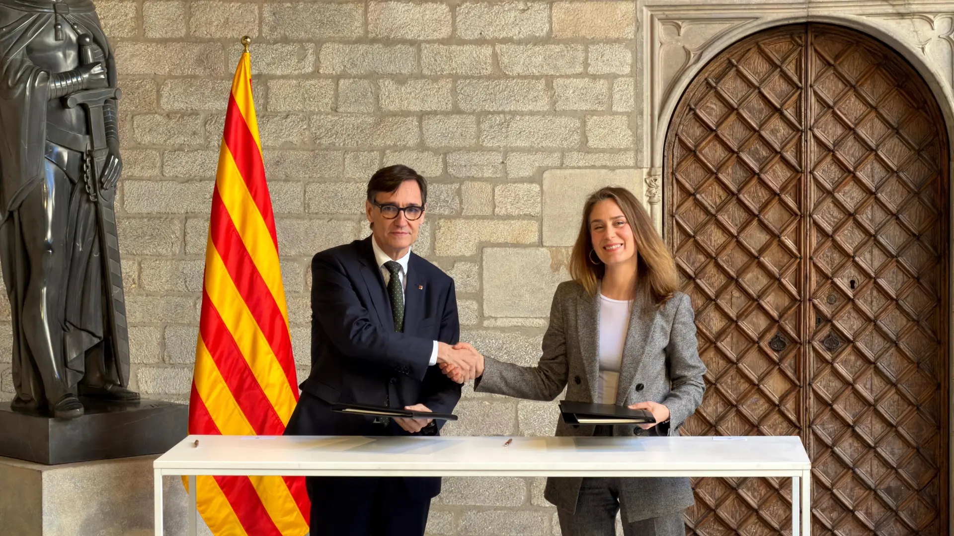 Illa logra el aval de los Comuns a los Presupuestos y acerca las ...