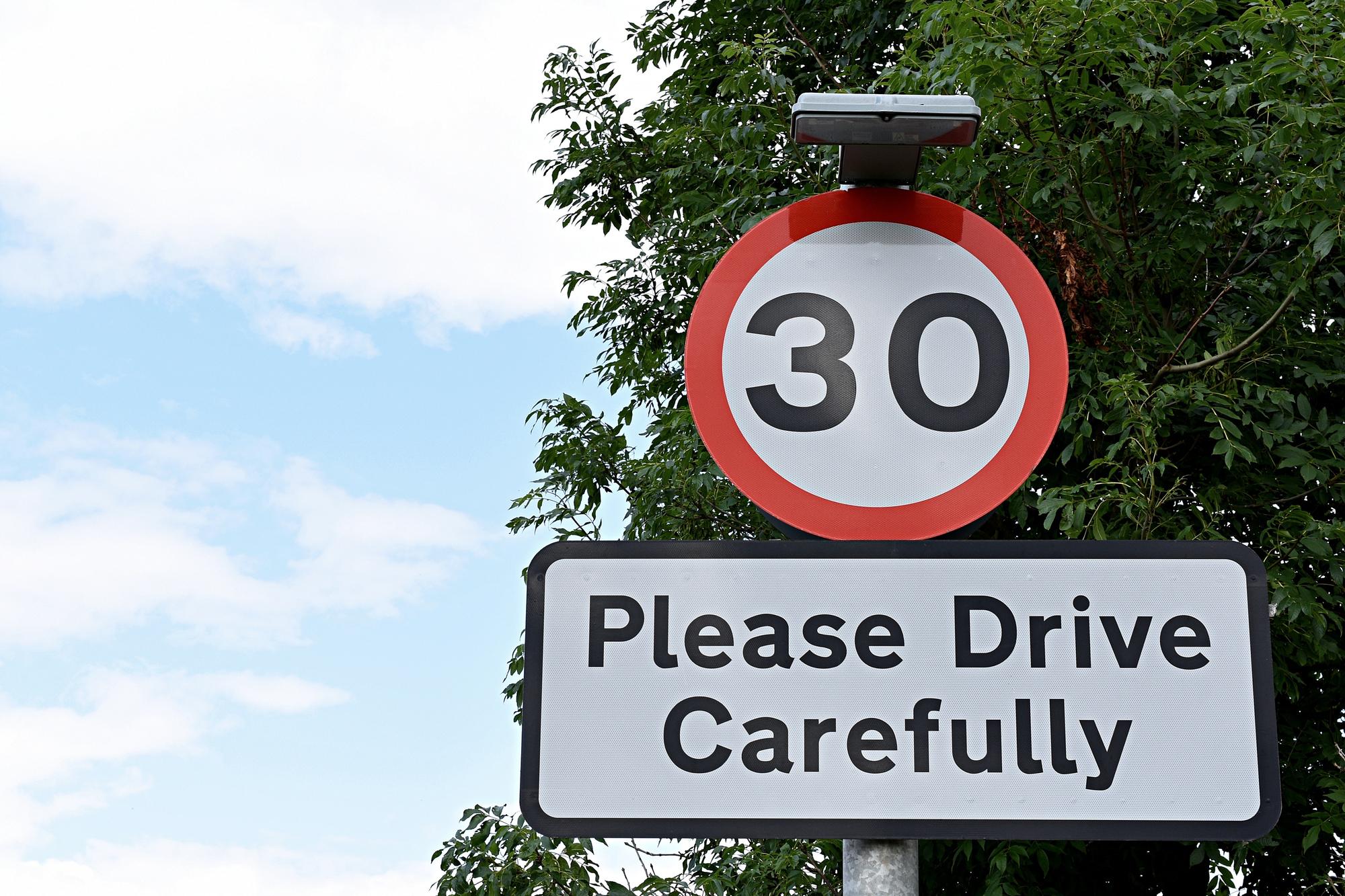 779 speeding drivers detected during rain warnings