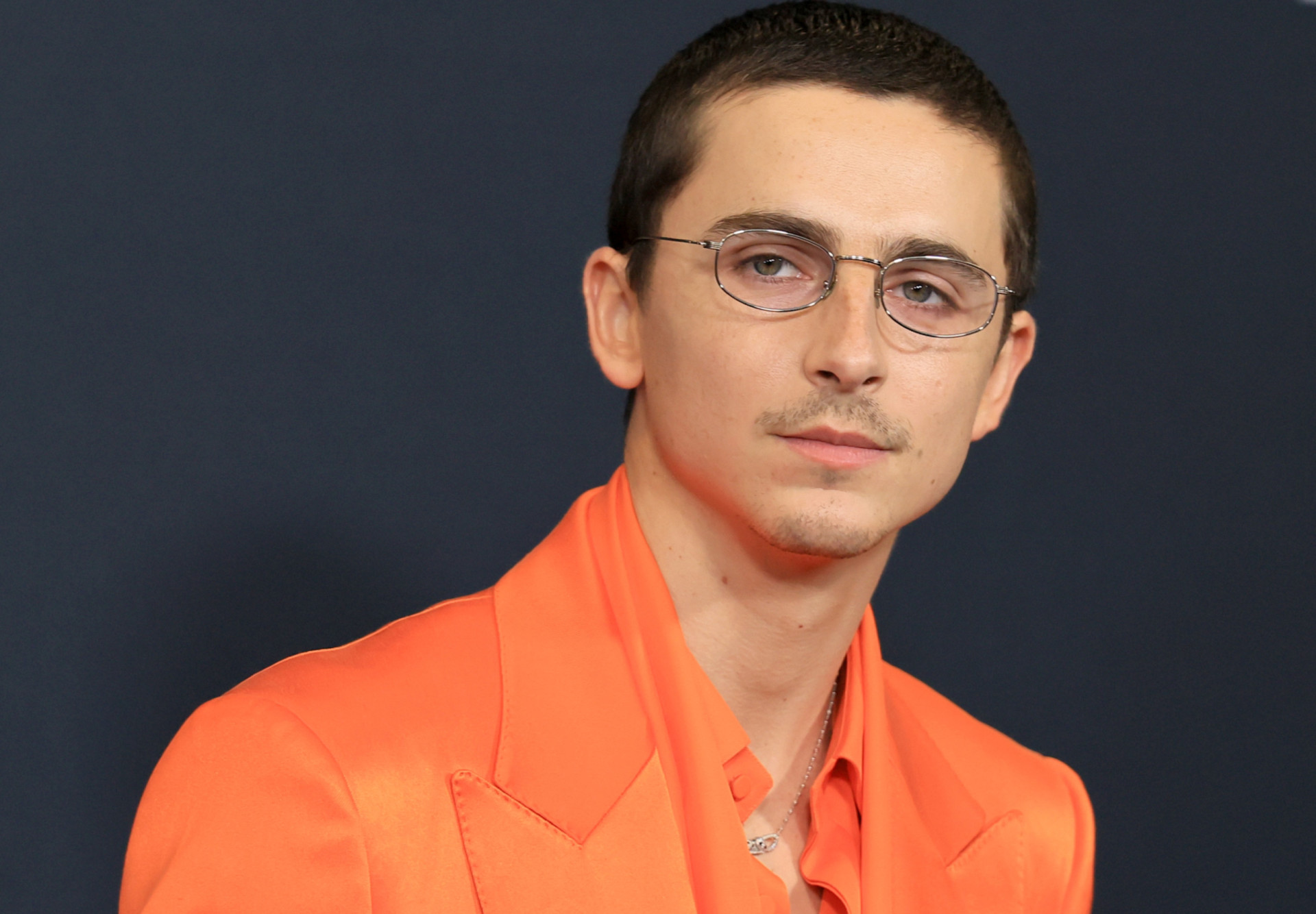 celebrities-aged-over-30-who-still-look-like-teenagers