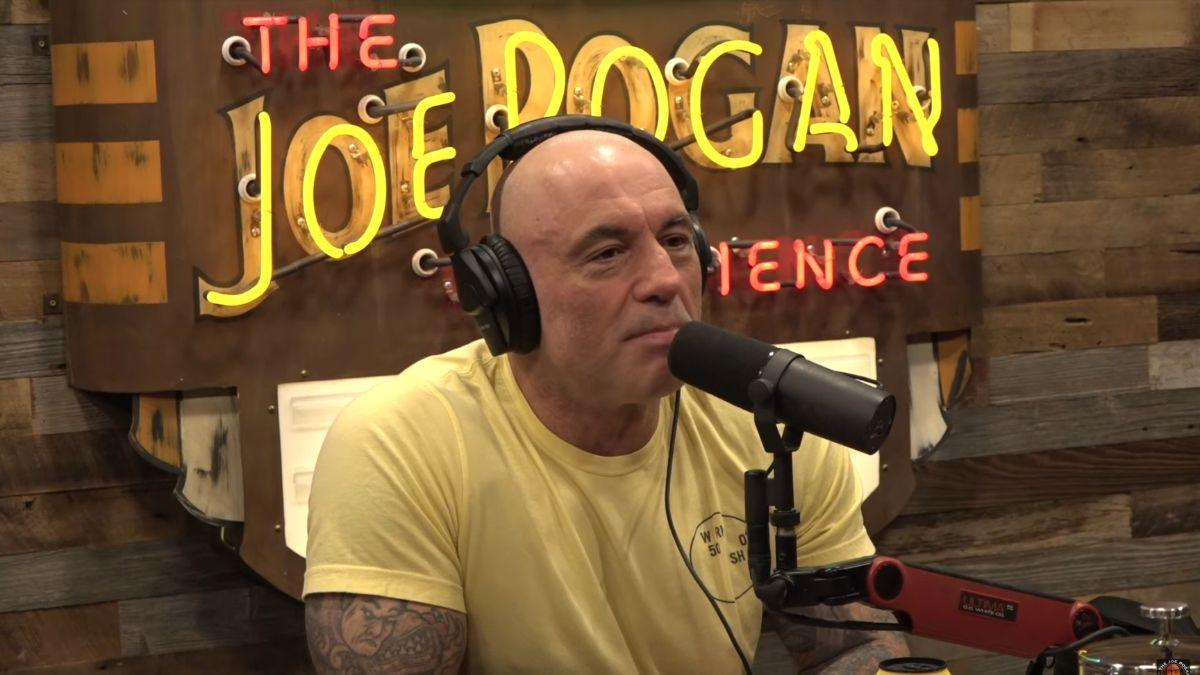 Rocker Jack White slams 'slow' Joe Rogan for changing tune on Donald ...