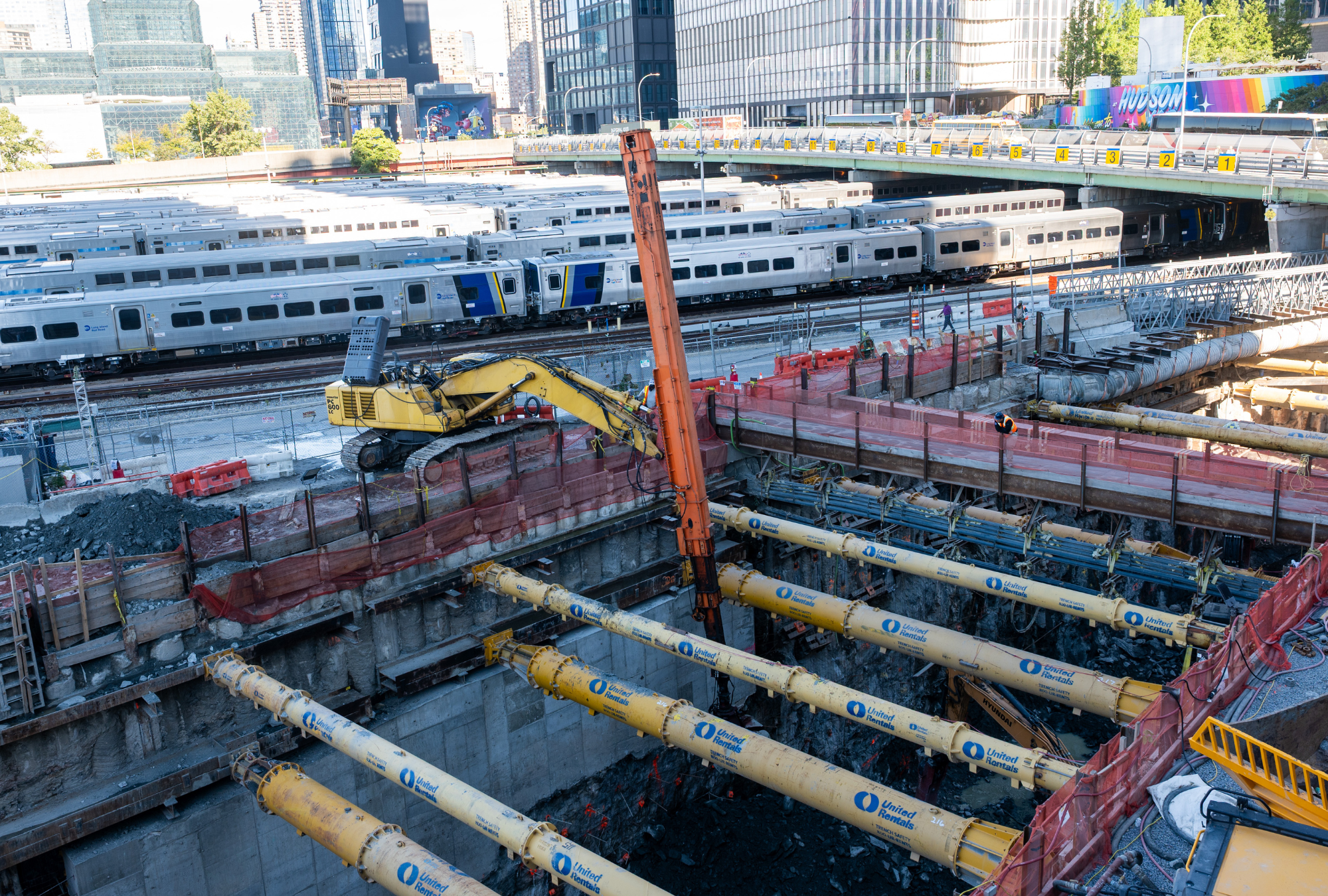 New York-New Jersey megaproject to restart as funds released<br>