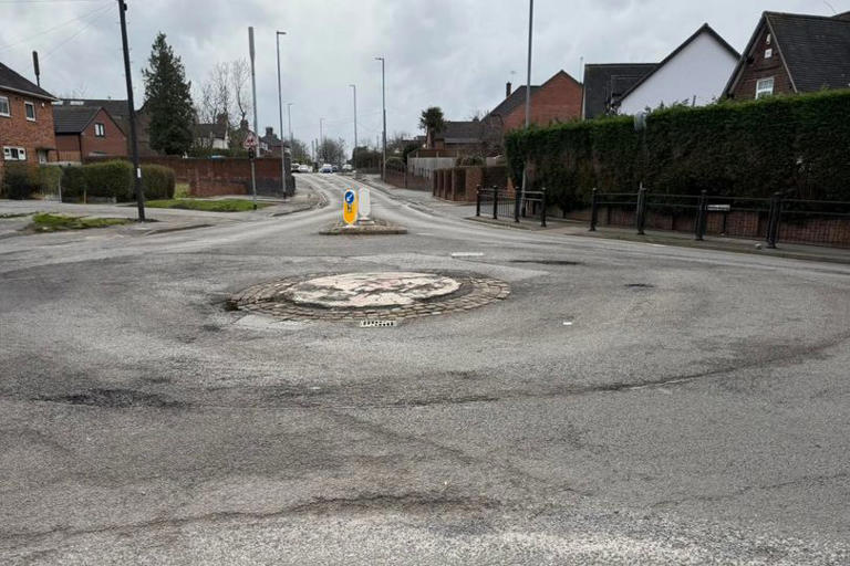 This lopsided Stoke-on-Trent roundabout to shut for overhaul after 11 ...