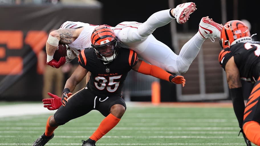 How re-signing Jalen Davis may signal stunning Bengals draft plot twist