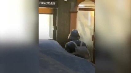 Robbers smash way into Hatton Gardens jewellers and make off with high ...