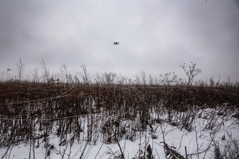 Ukrainian soldiers armed with scissors say they cut any fiber-optic