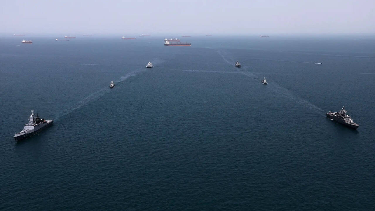 Iran and US engage in gunboat diplomacy amid nuclear negotiations
