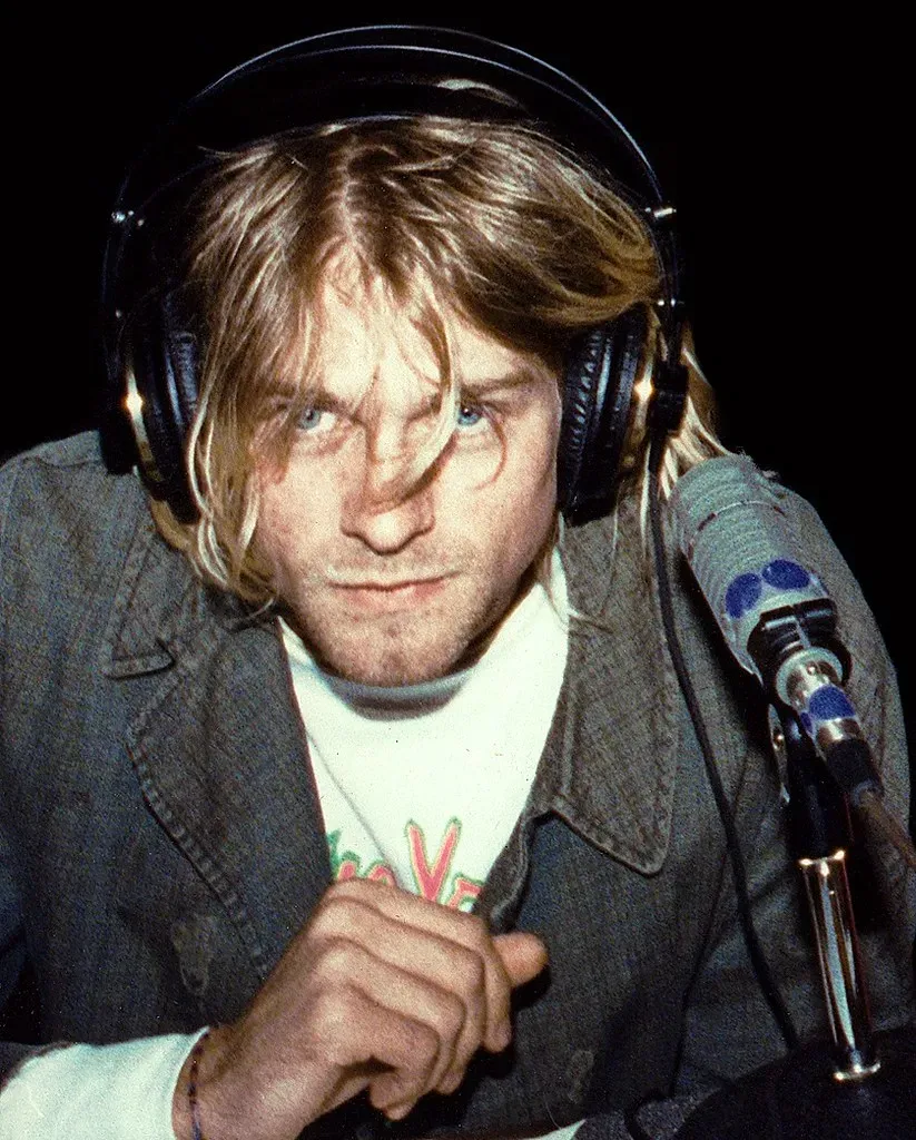 6 songs that defined your childhood if you grew up in the '90s