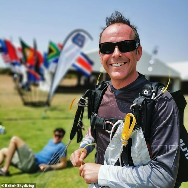 SAS hero died crashing into pond at high speed during world ...