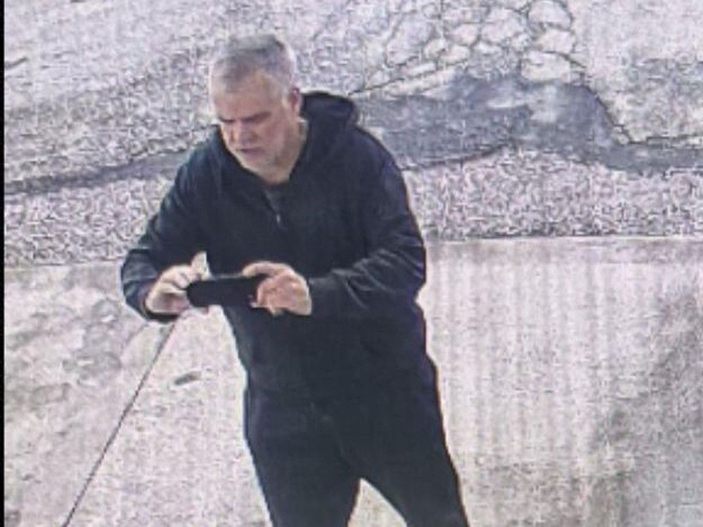 Motorist seriously injured in Windsor road rage incident; suspect sought