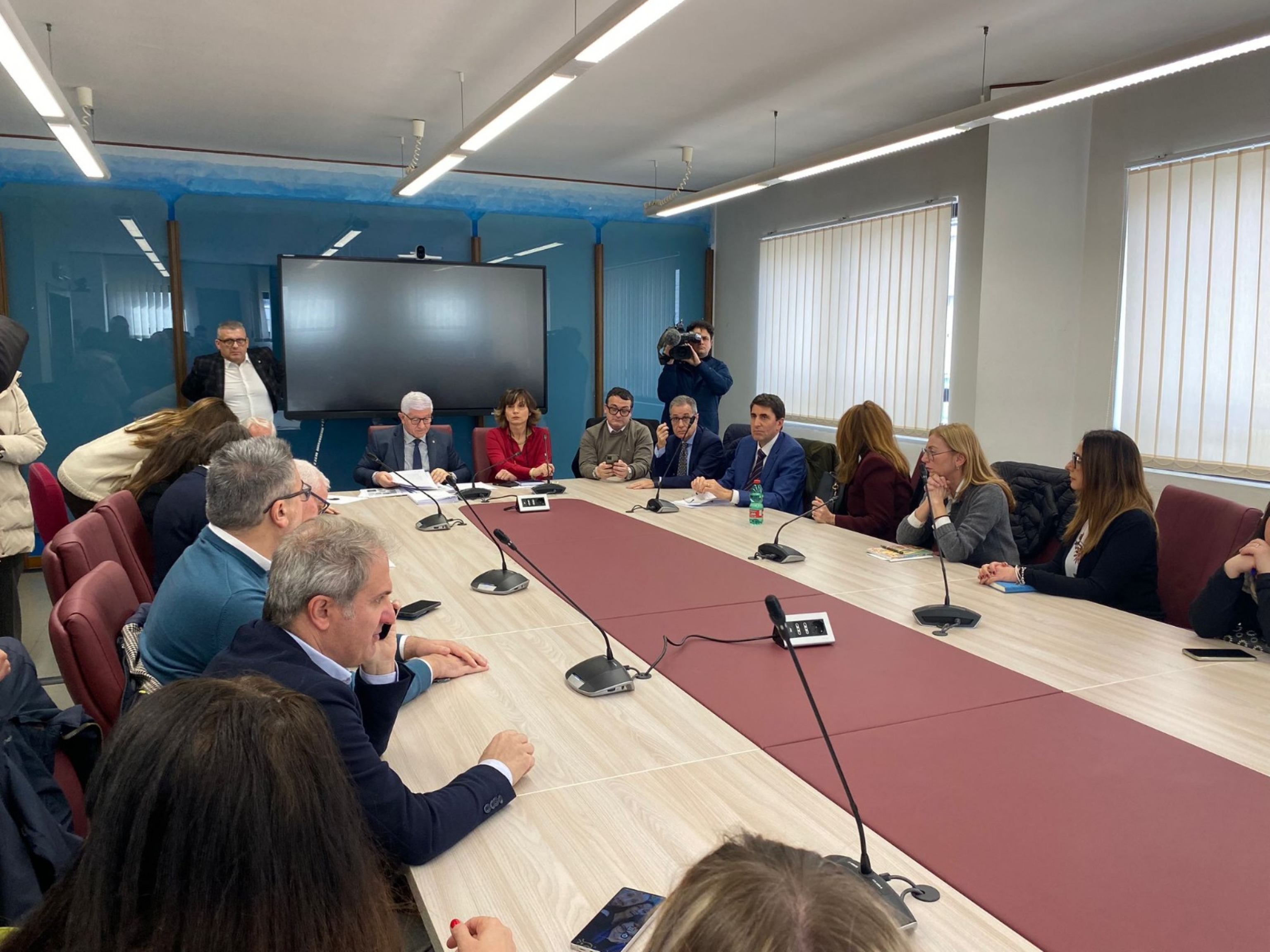 Vertenza Smartpaper, salvi 382 posti di lavoro e la sede sarà a Potenza