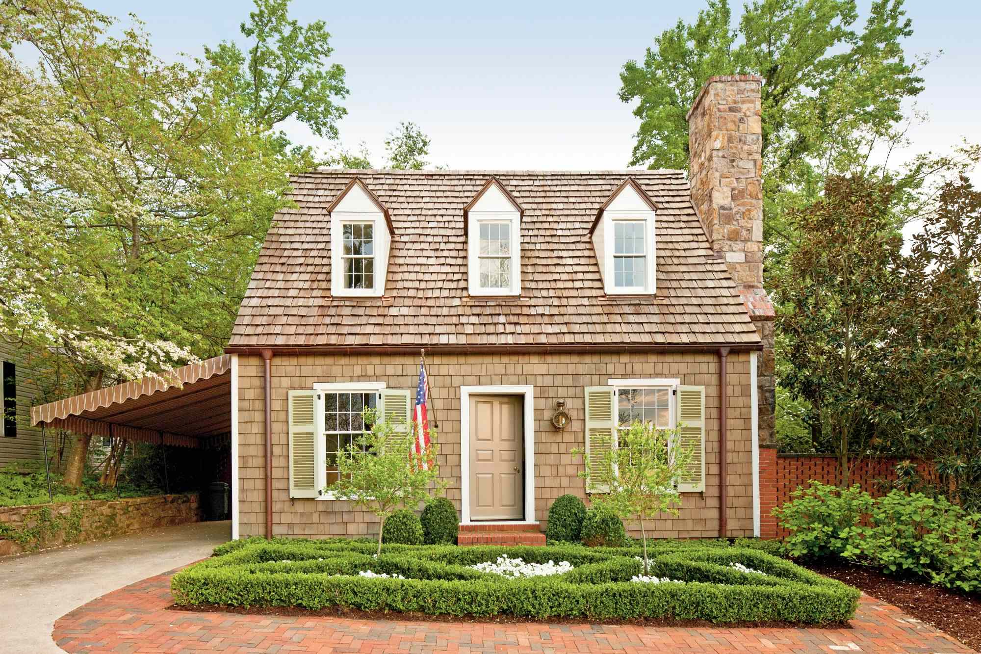How to pick a roof shingle color you won’t regret