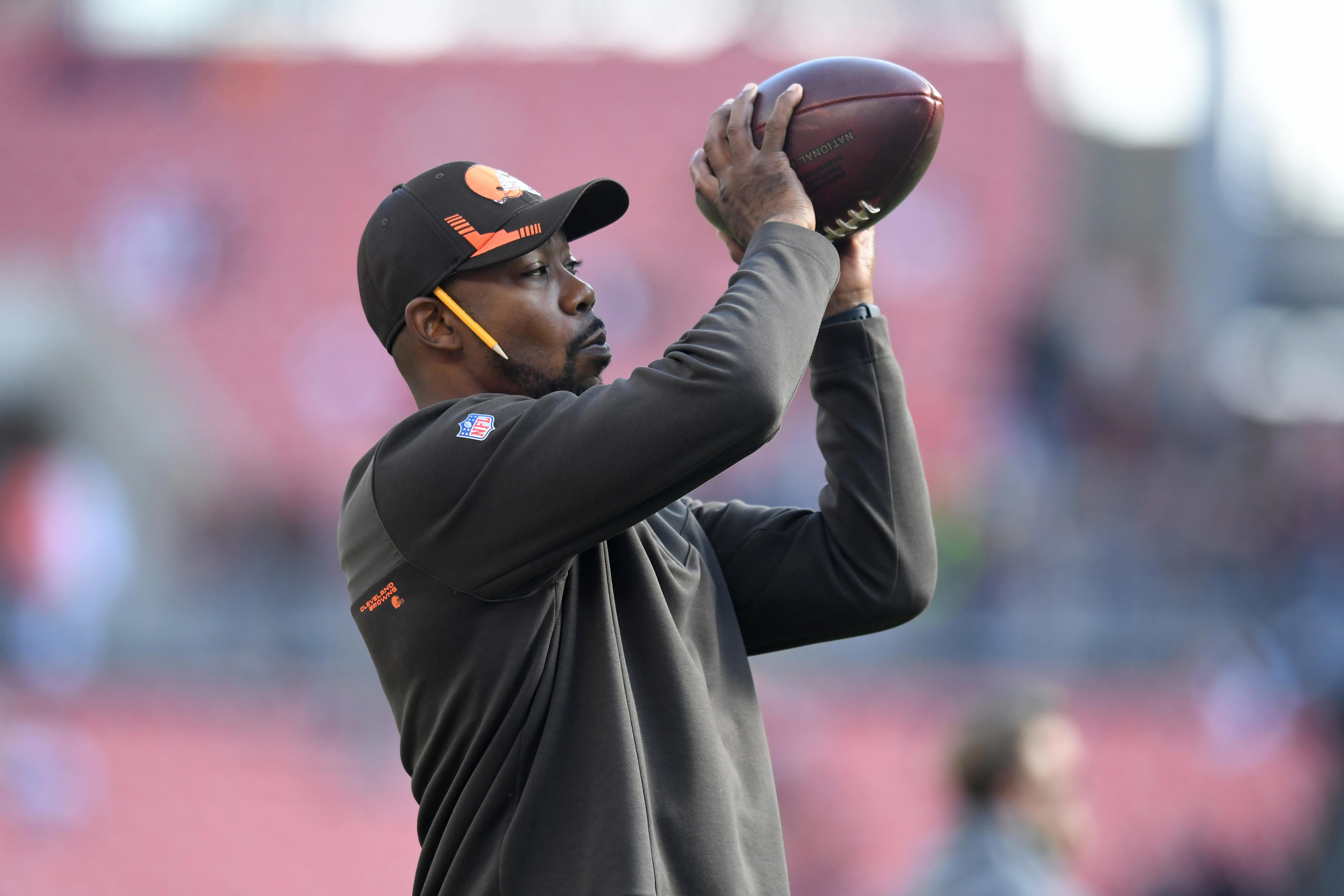 Browns' new DC Mike Rutenberg makes his first staffing decision