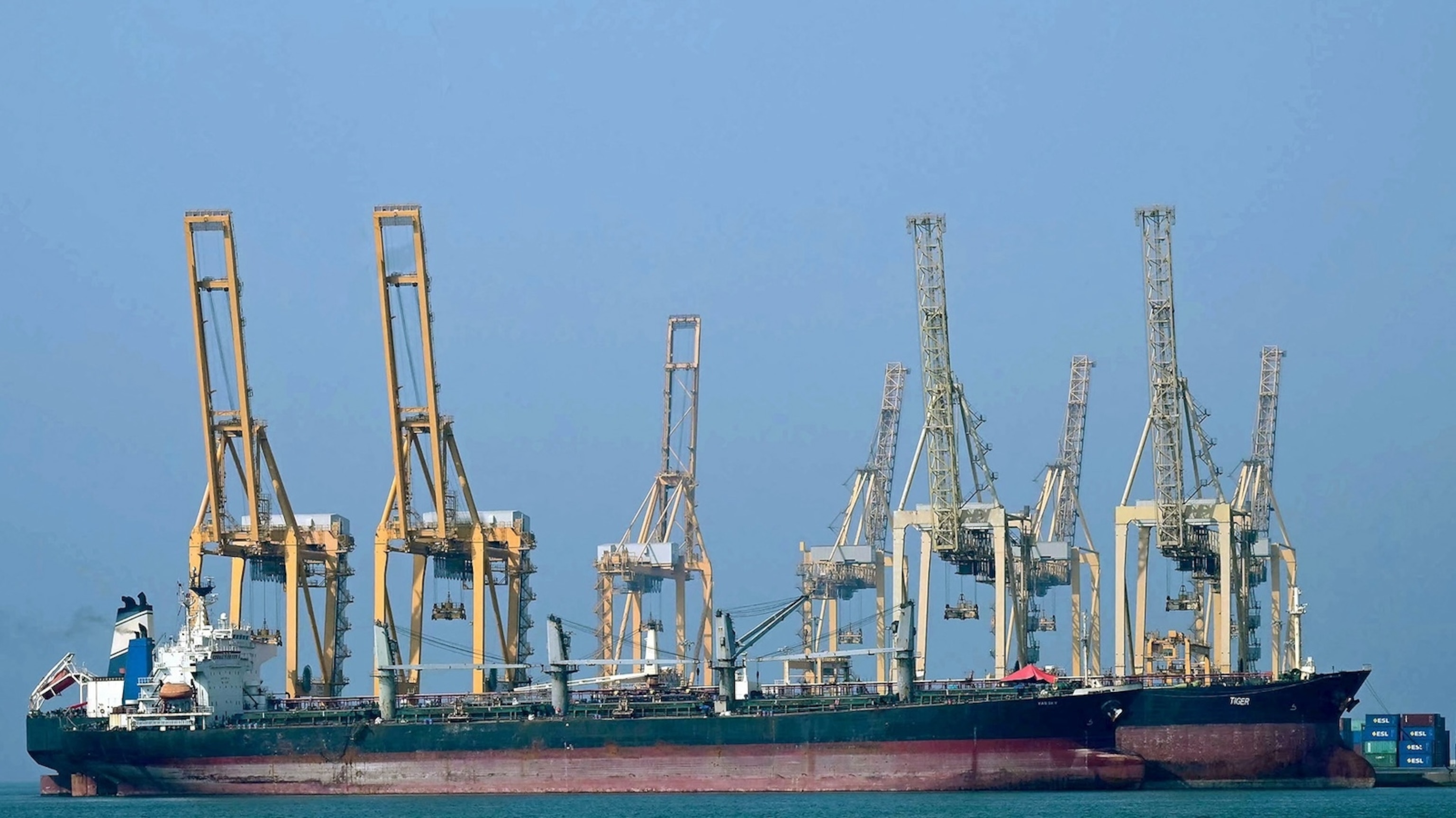 Oil prices surge ahead of possible US attack on Iran