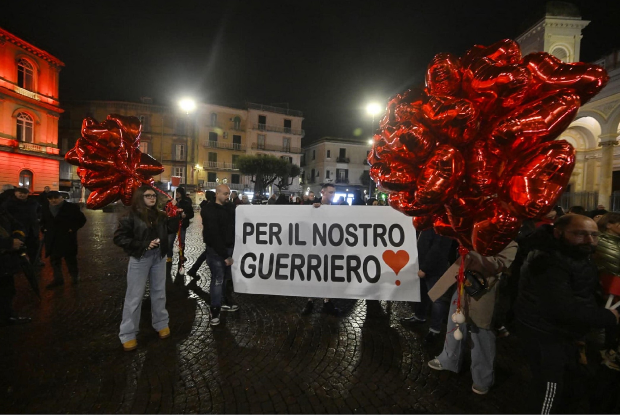 Napoli, il bimbo lotta in ospedale per un nuovo cuore: l’inchiesta si ...