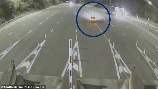 Moment reckless motorist performs U-turn and drives the wrong way down ...