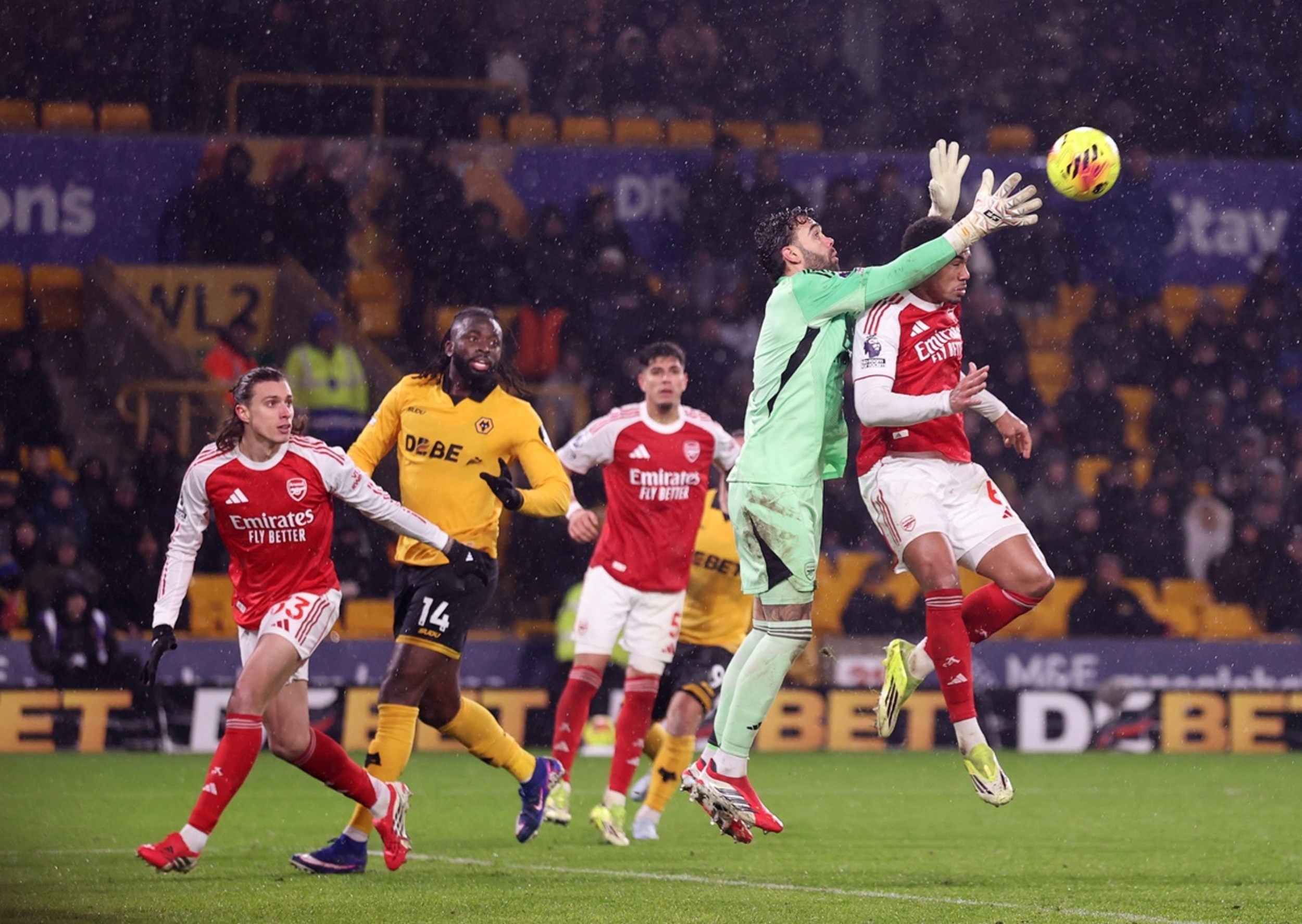 Arsenal encouraged to be more aggressive in games
