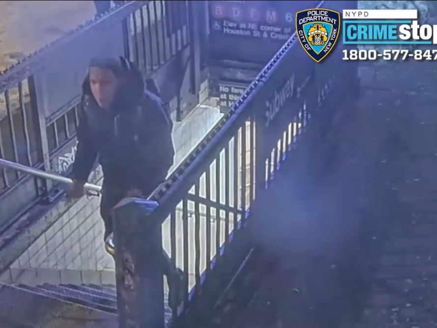 Suspect indicted for stabbing man in the back at NYC subway station: DA