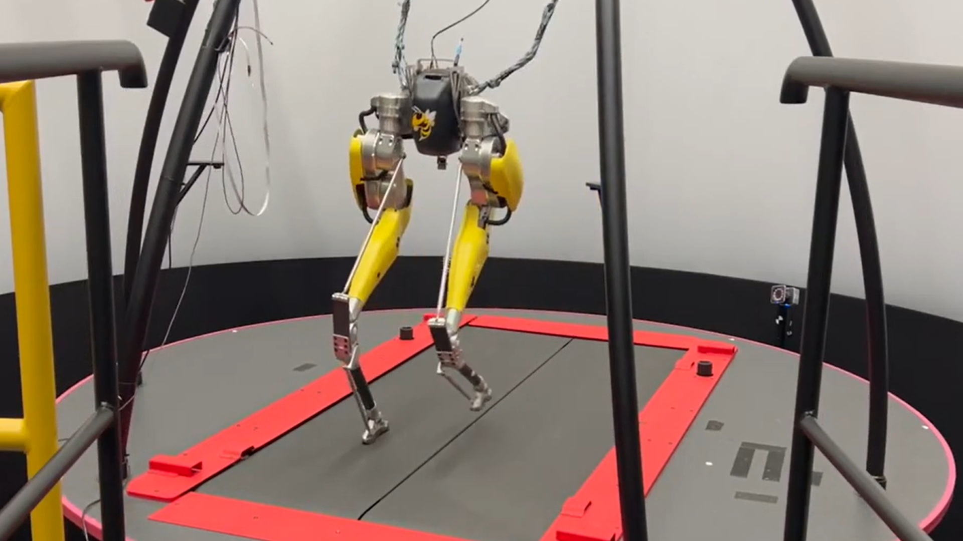 Video: New control system makes bipedal robots 81% more stable on ...