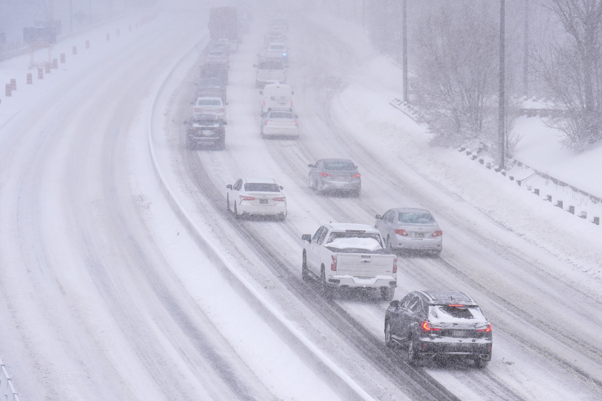 Major winter storm warning issued: Huge snowfall, up to 90 mph winds ...