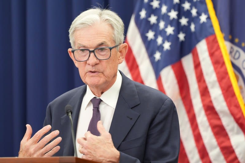 Fed officials are deeply split on rate cuts