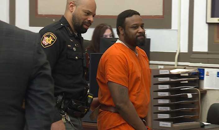Trial for man accused of killing Hamilton County deputy on track for April