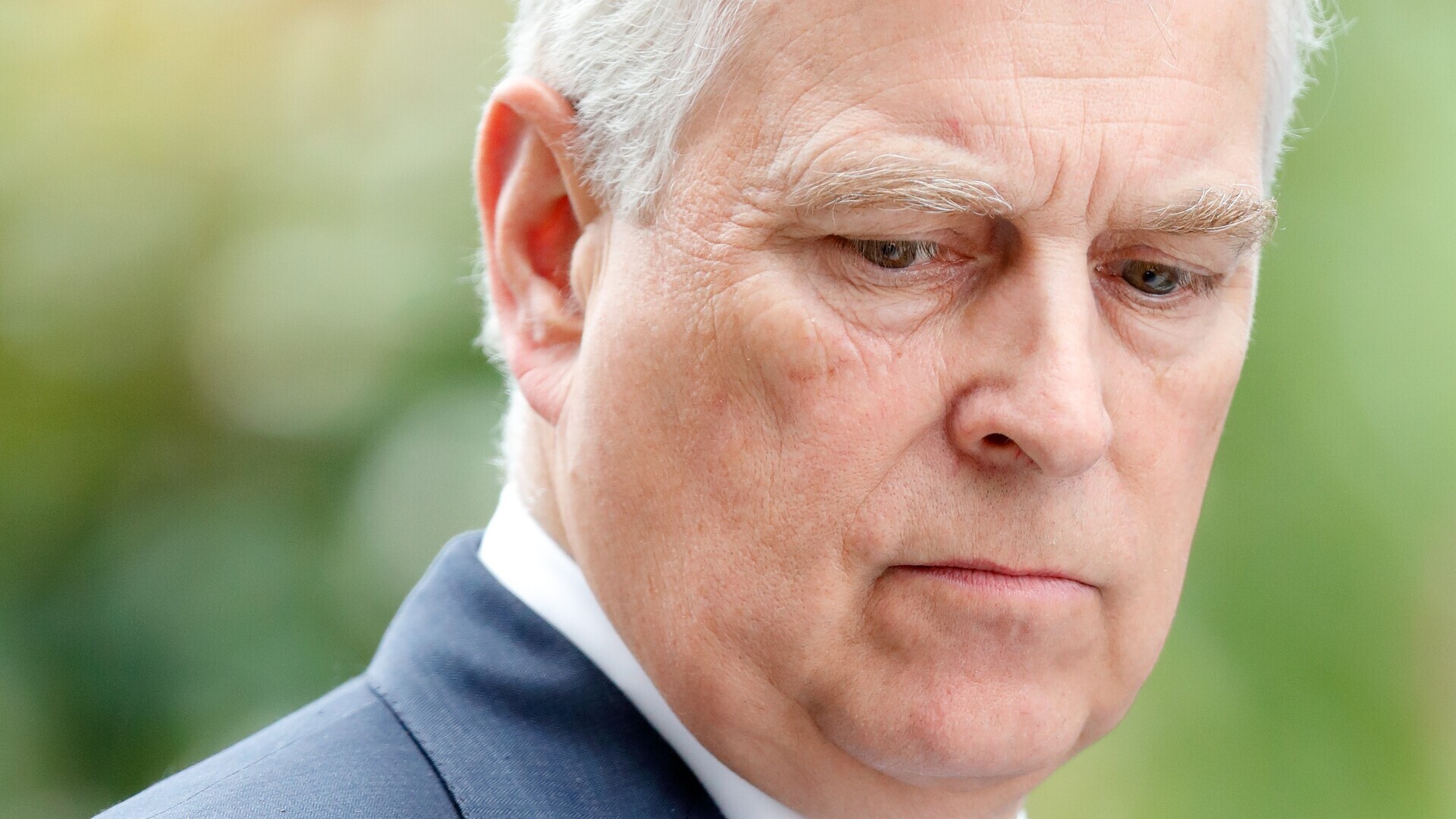 Royal family rocked by 'biggest scandal since abdication' after Andrew