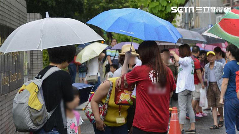 台灣新生兒逐年下滑，今年「馬兒」恐生更少，專家指出，現代人生得少，更願砸重金卡位明星學區，建議家長應提早規劃學區以贏在起跑點。（圖／記者陳韋帆攝影）