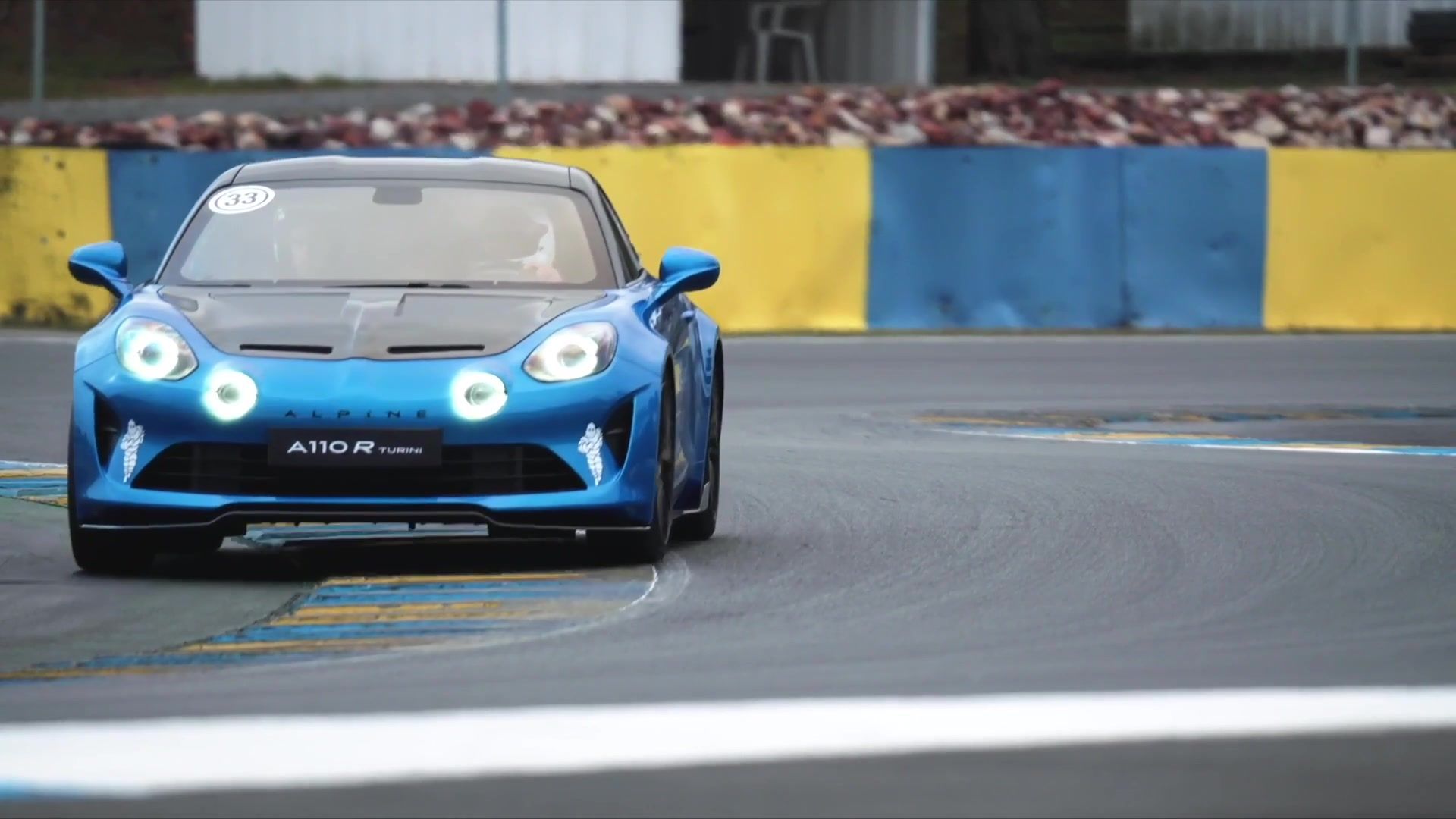 Die neue Alpine A110 R Ultime - Ein Exklusive Antrieb für Maximale ...