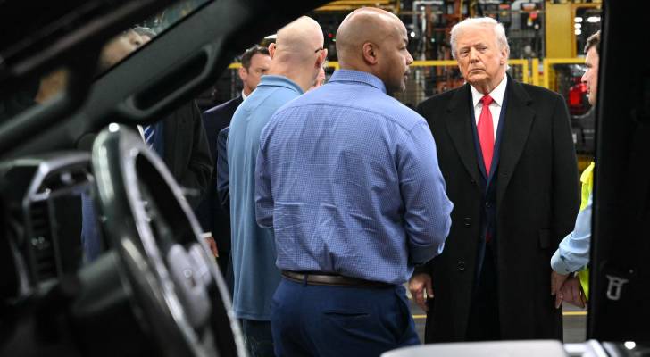 Will Trump’s rollback of vehicle-emission rules really make cars $2,400 ...