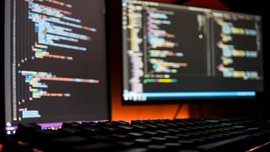 Software outage affects flight ops across world