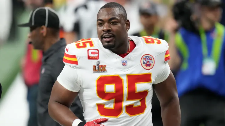 Chiefs' Chris Jones rips ESPN analyst over Travis Kelce comments