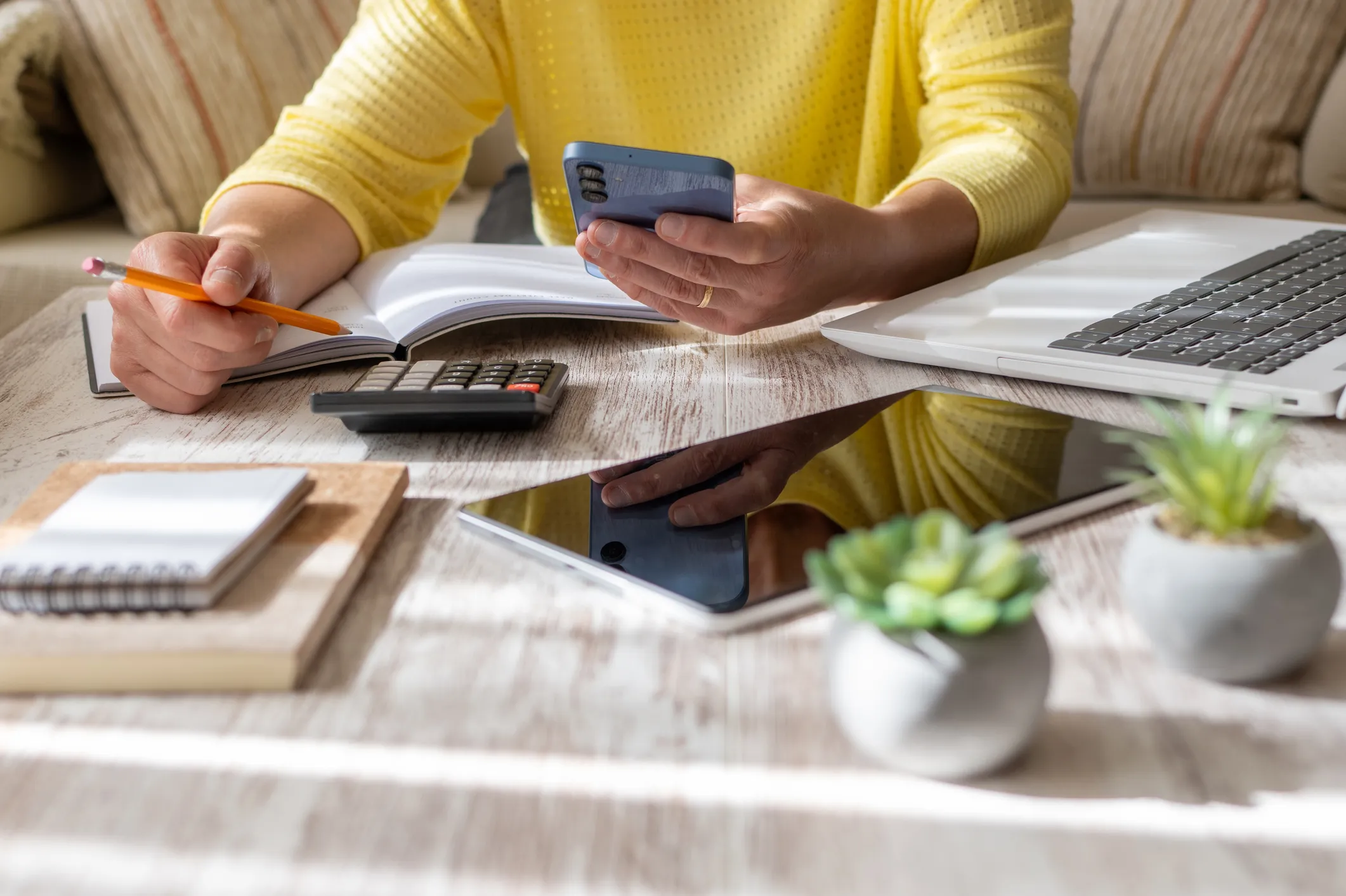 Explainer-Two-Simple-Habits-Money