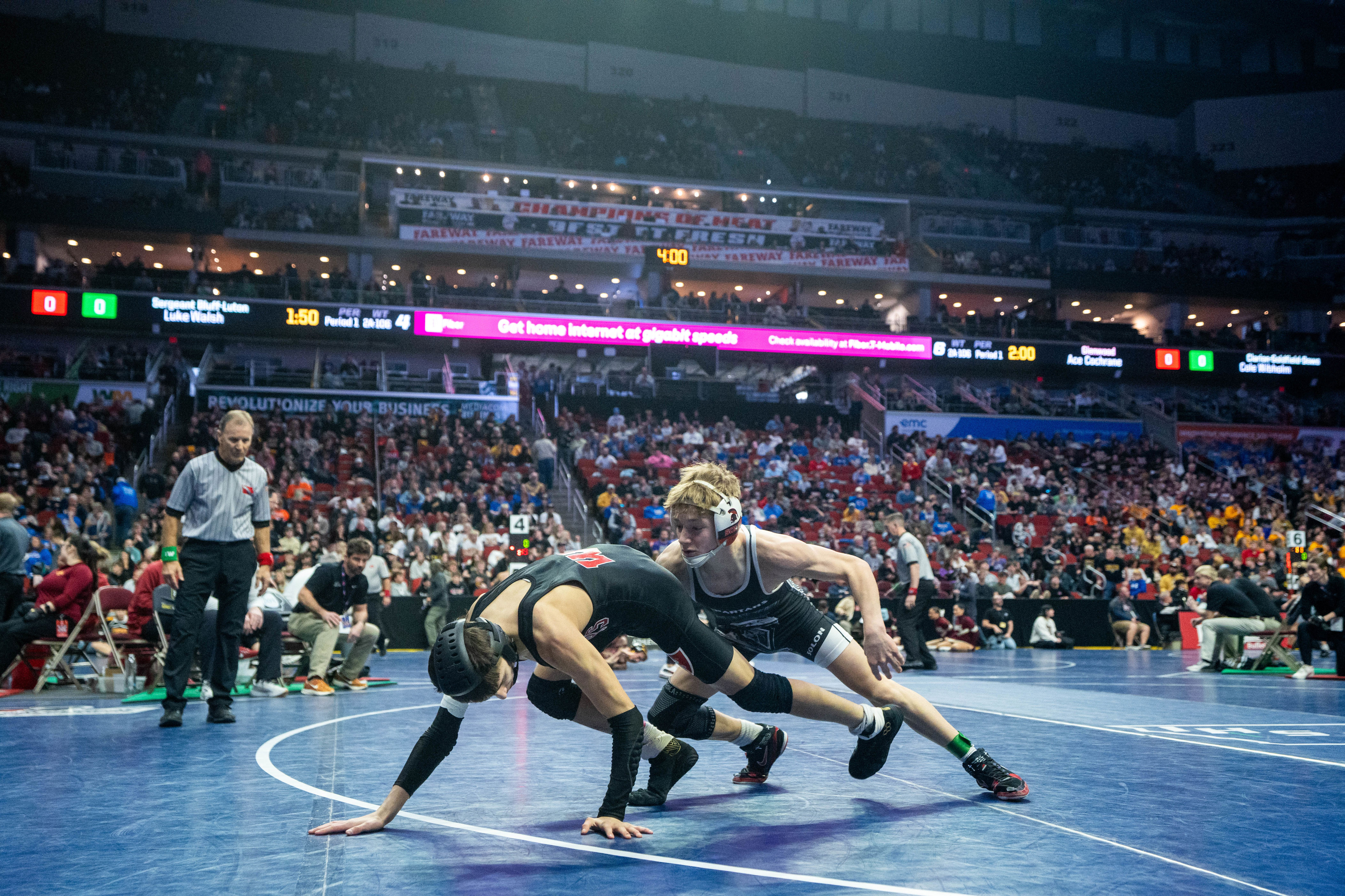 3 Iowa City-area athletes reach finals at Iowa state wrestling tourmanent