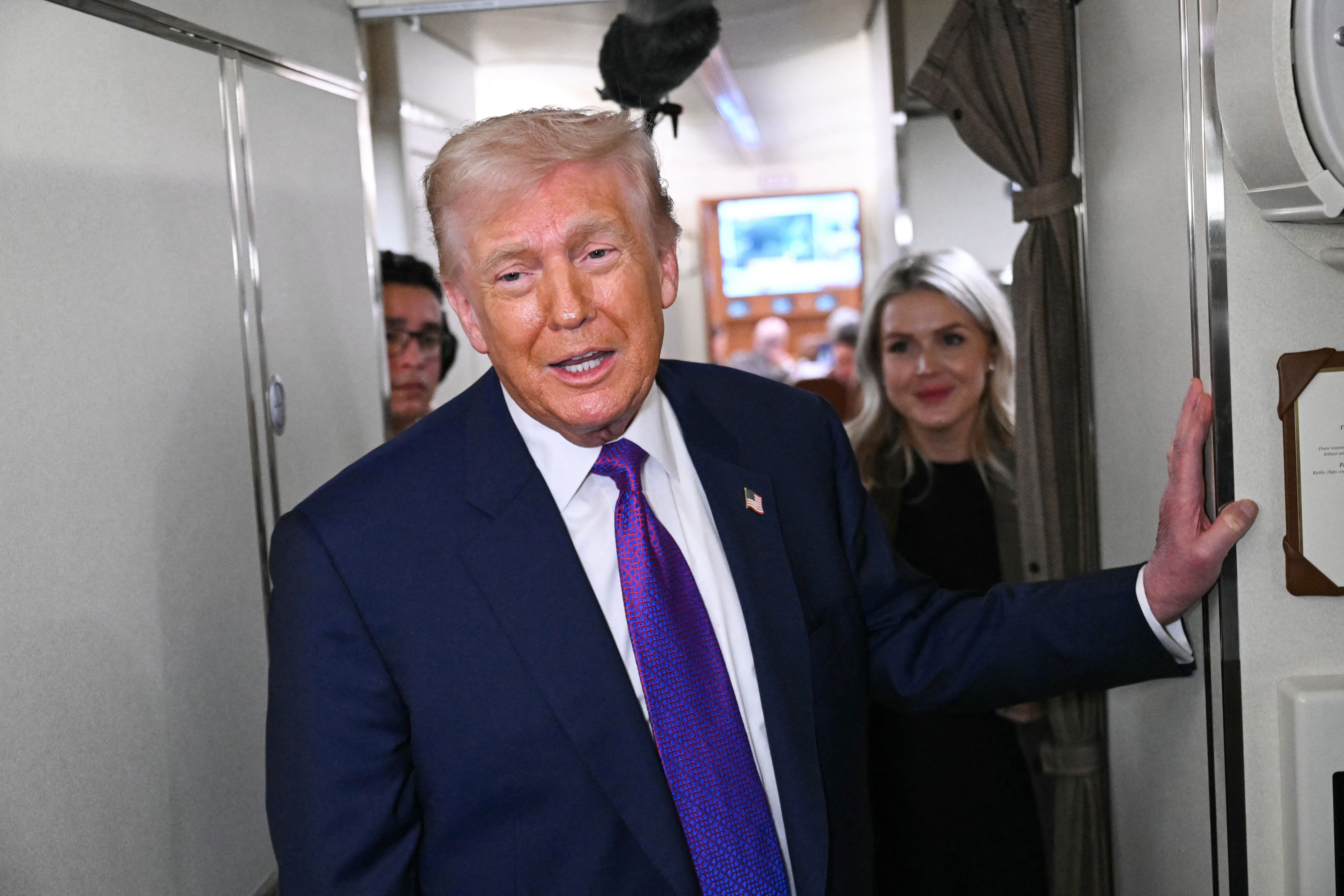 Draft-dodging Trump thirsts over awarding himself military medal