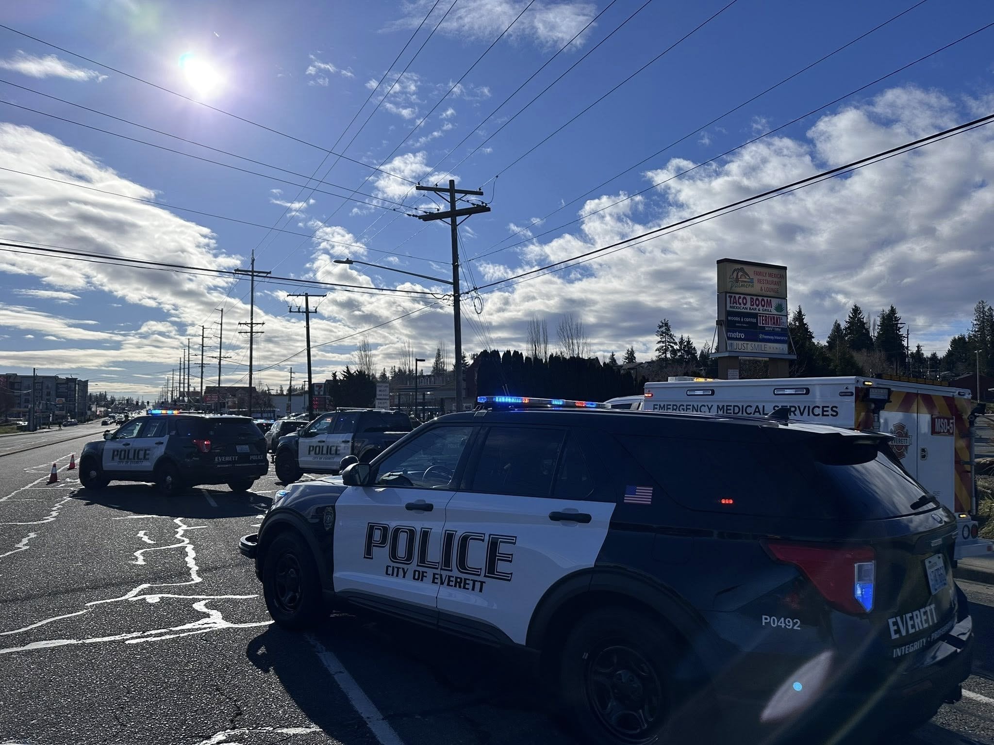 Woman hit by car in Everett hospitalized with serious injuries