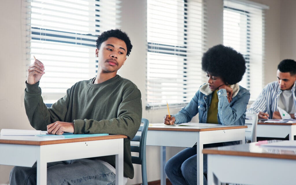 Radical online content derails students hungry for info on Middle East ...