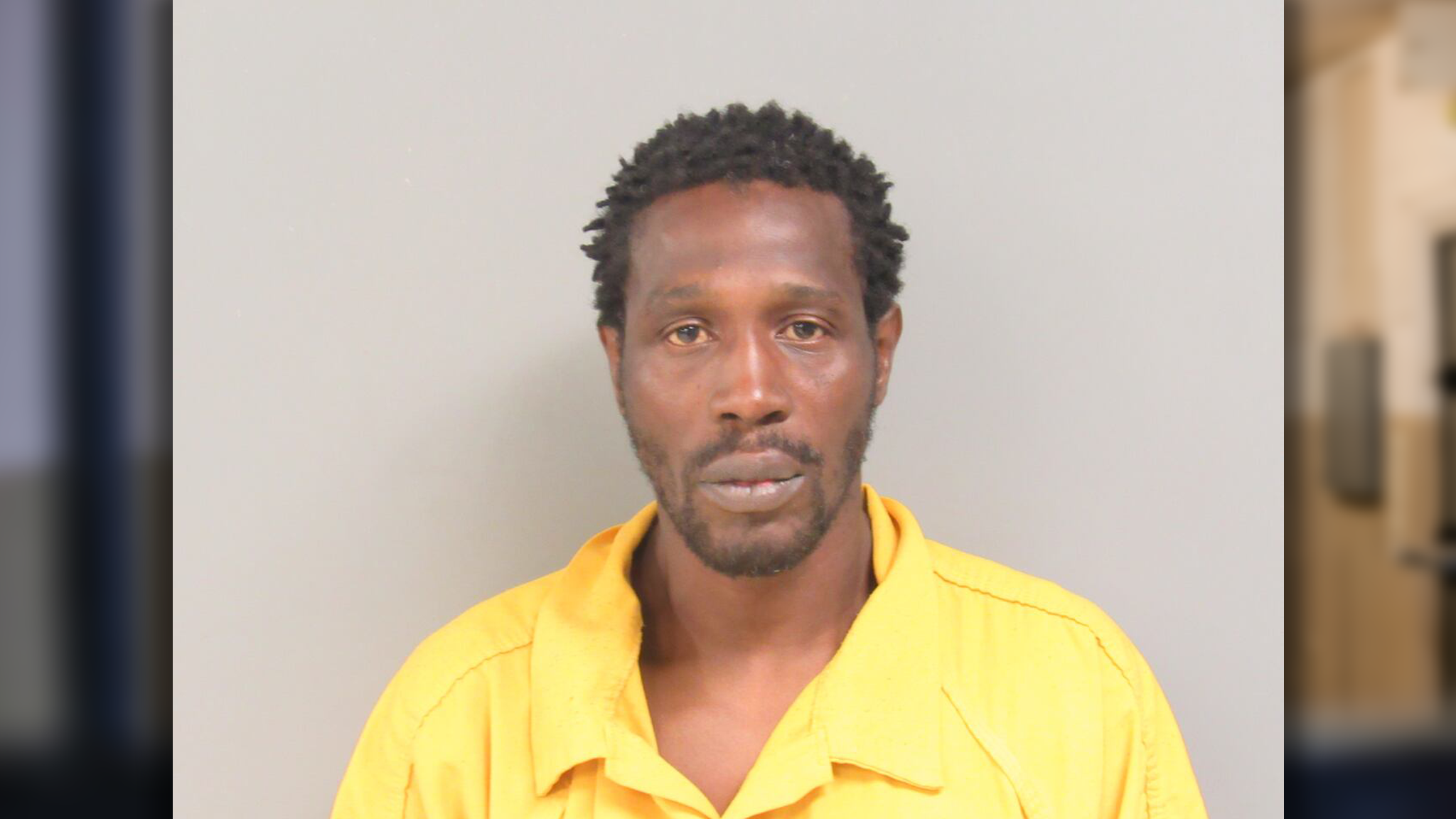 Man arrested at Waffle House after killing two people in front of young ...
