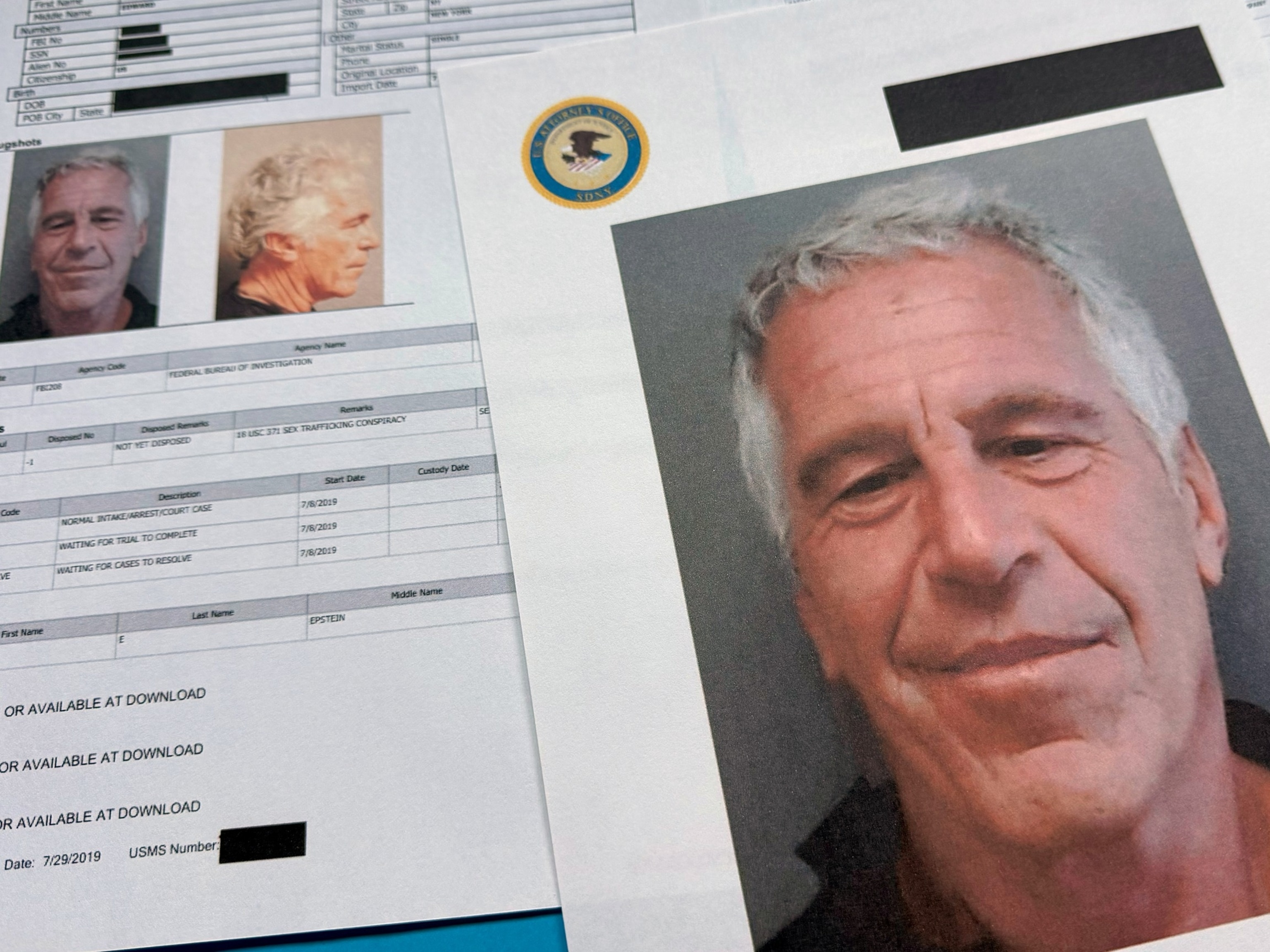 Victims to settle case against Epstein's longtime attorney, accountant: Documents