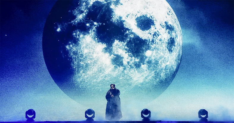 ØMI『INFINITY MOON』初日、2595日を越えた再会の夜を読み解く