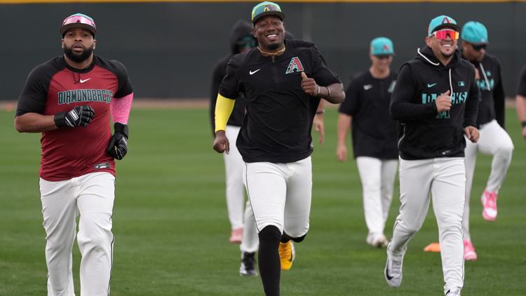 Arizona Diamondbacks to play starters in first Cactus League game