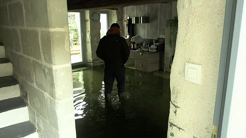 France on edge as Loire floods and storm Pedro threatens more chaos