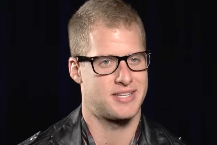 Flynn gave a gushing interview about his wife, while appearing on American Idol (American Idol)