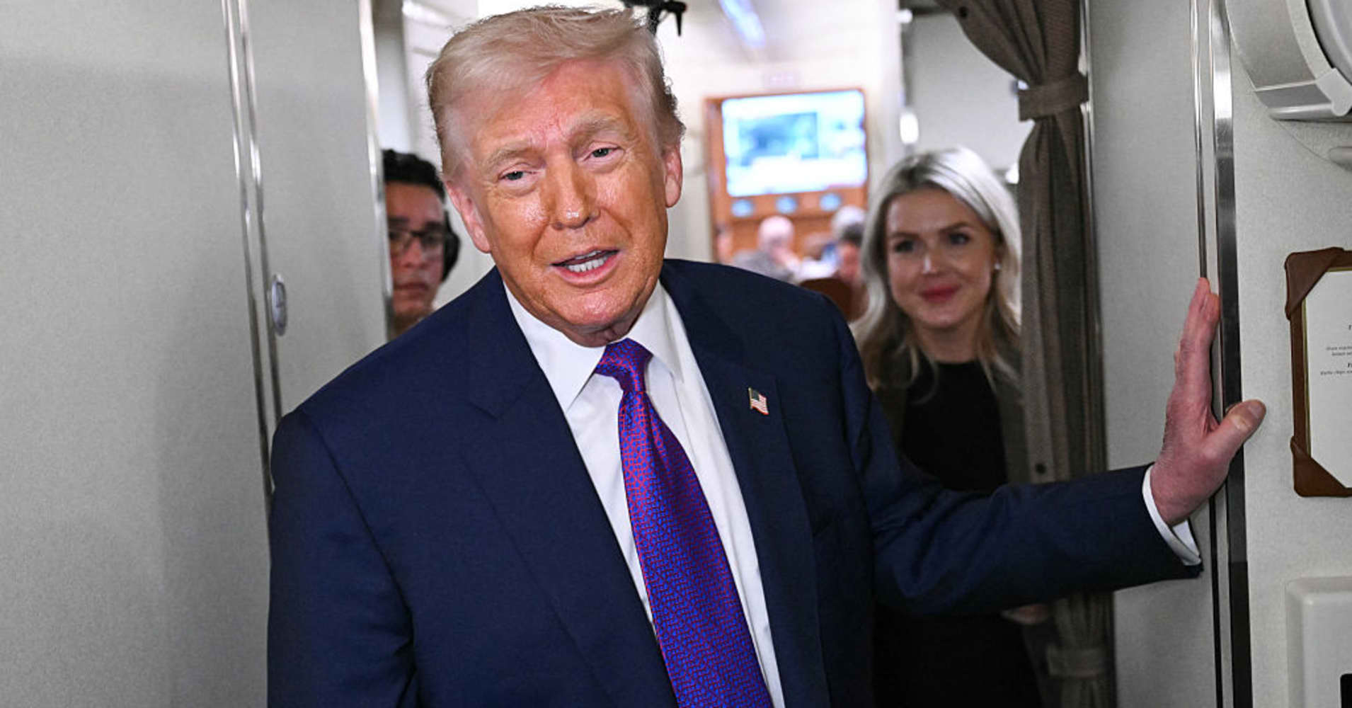 Oil prices stable as Trump considers limited military strike against Iran