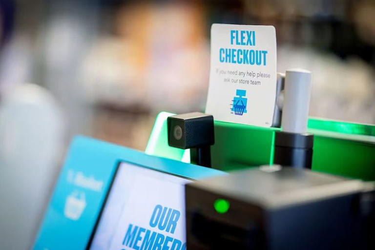 UK 'first' for major supermarket as it introduces 'flexi checkouts'