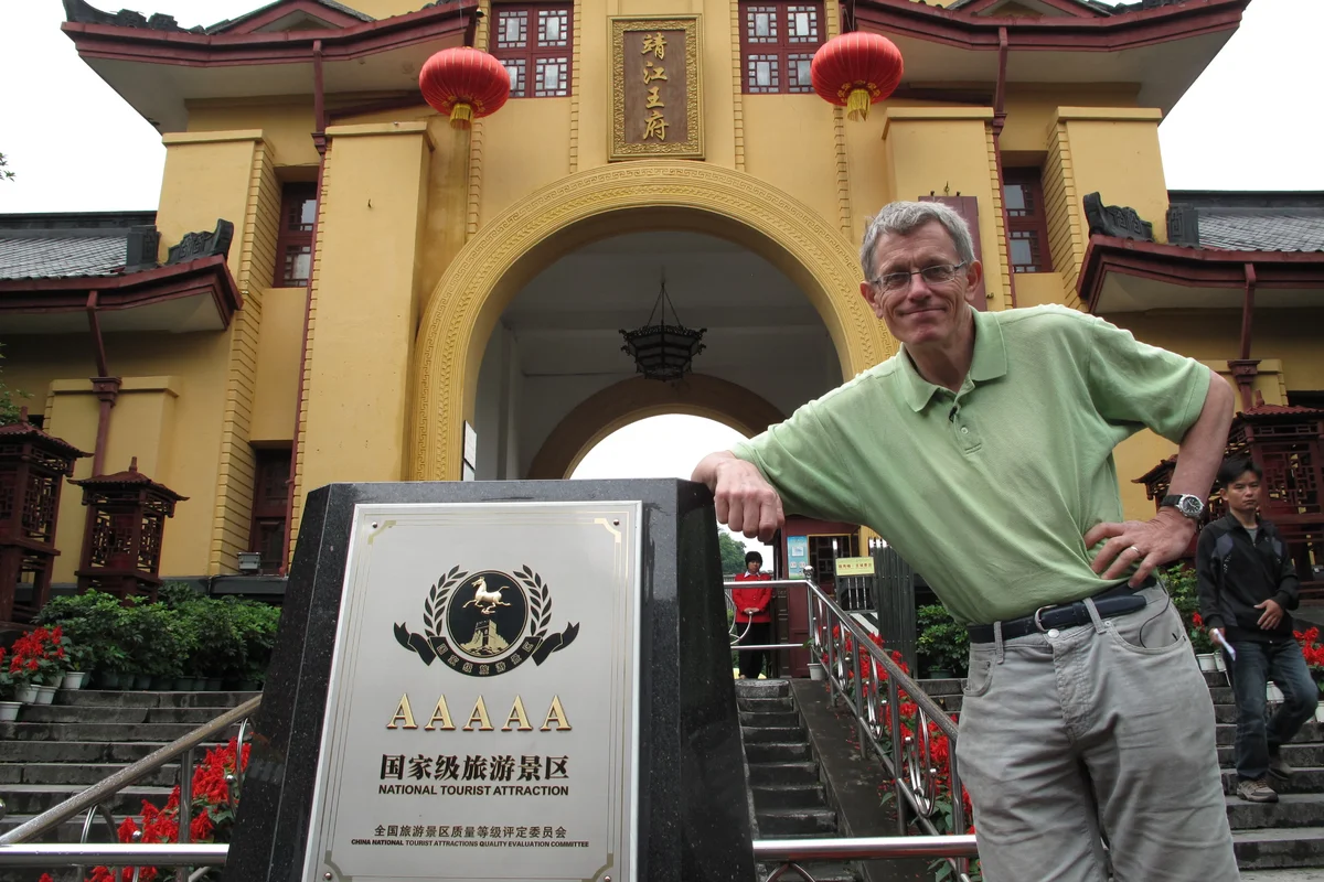 As China goes visa-free, Britain ties itself in knots with ETA rules<br><br>